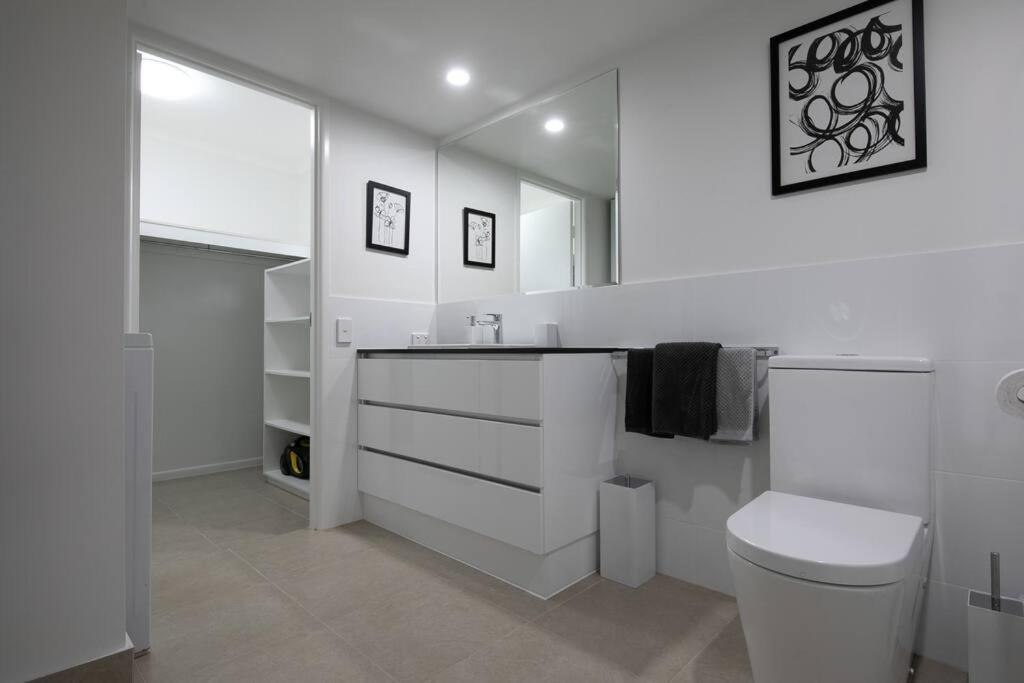 Resort Living, Luxury Getaway, Close 2 Noosa River นูซาวิลล์ ภายนอก รูปภาพ